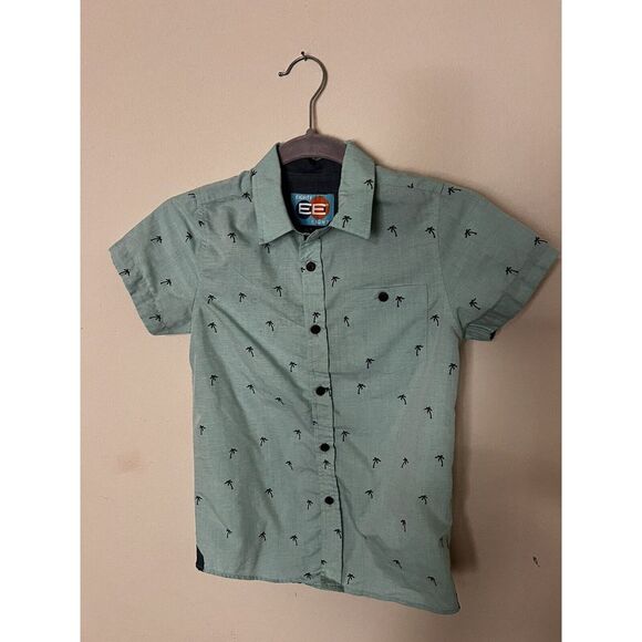 Eighty Eight‎ Brand Boys Button Up Size 7 Hawaiian Palm Trees - Picture 1 of 2